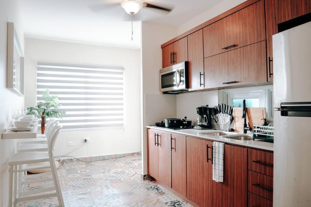 Comfy & Bright Apt @ Calle Loiza - Walk To Beach / Calle Loiza Abajo -N Appartement San Juan Buitenkant foto
